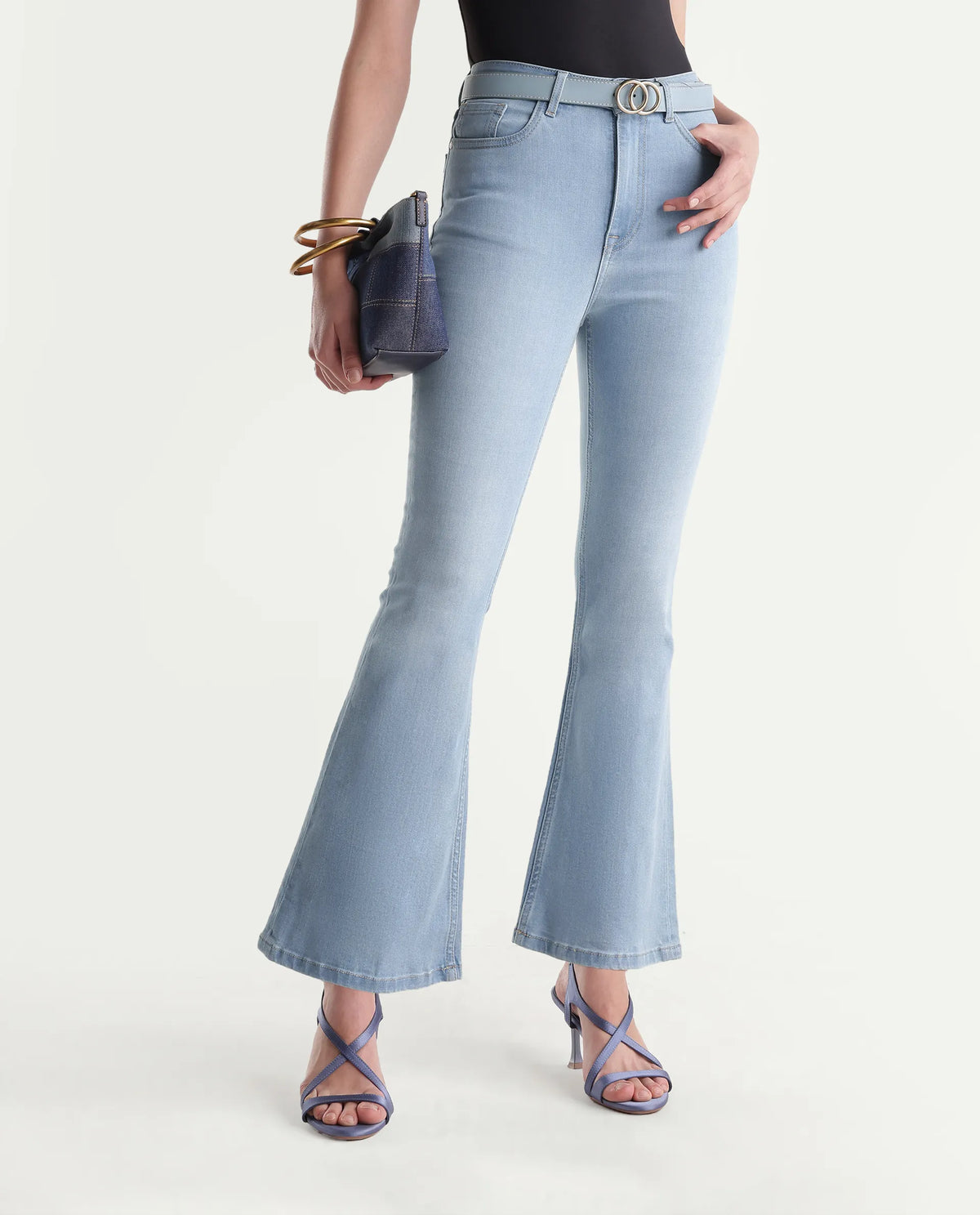 Rareism Women's Bute-2 Blue Cotton Blend Shank And Zipper Bootcut Plain Jeans