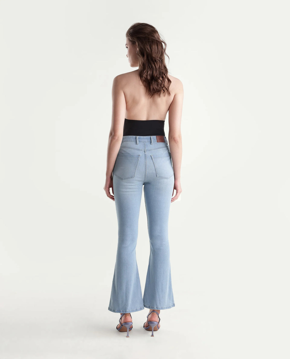 Rareism Women's Bute-2 Blue Cotton Blend Shank And Zipper Bootcut Plain Jeans