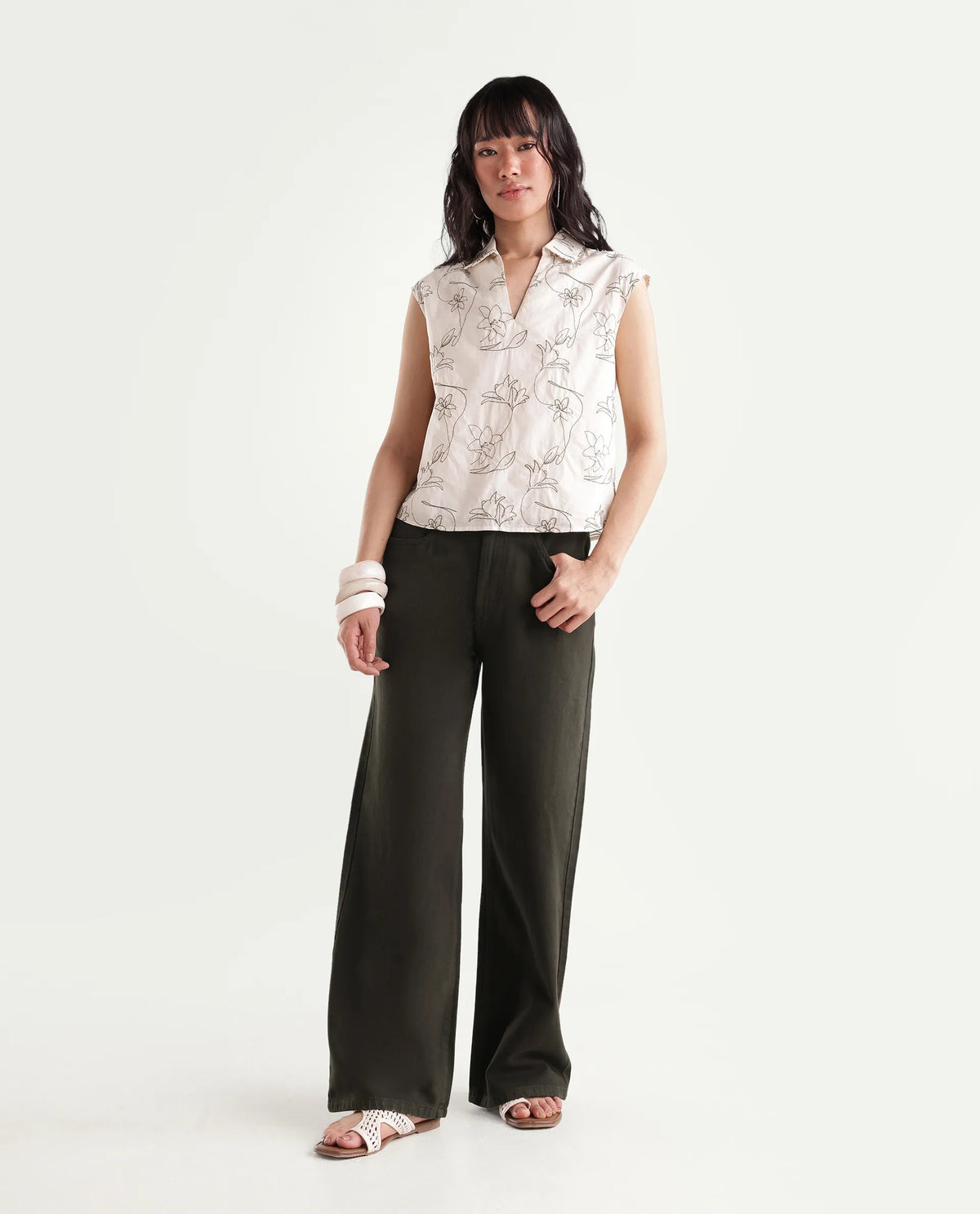Rareism Women's Wyde-2 Dark Green Cotton Shank And Zipper Sculpt High Wide Plain Jeans