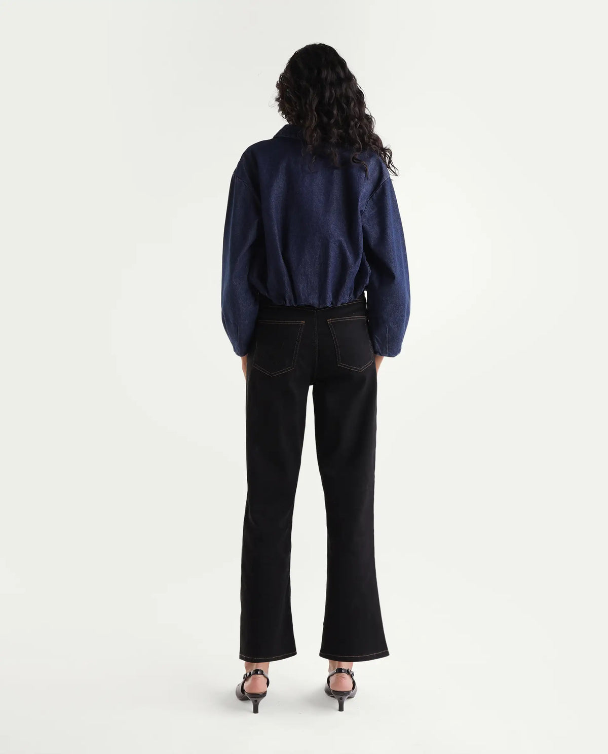 Rareism Women's Strank-3 Dark Black Cotton Blend Shank And Zipper Ankle Straight Plain Jeans