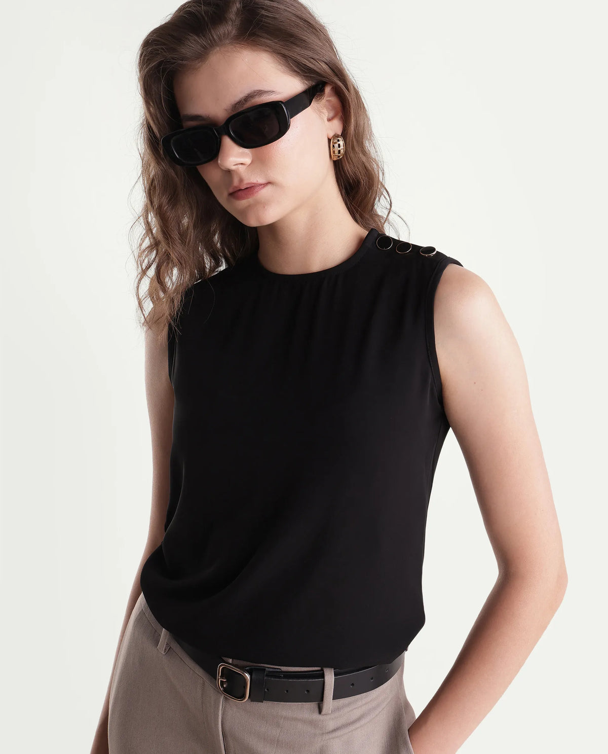 Rareism Women's Qilo Black Polyester Crew Neck Regular Plain Top