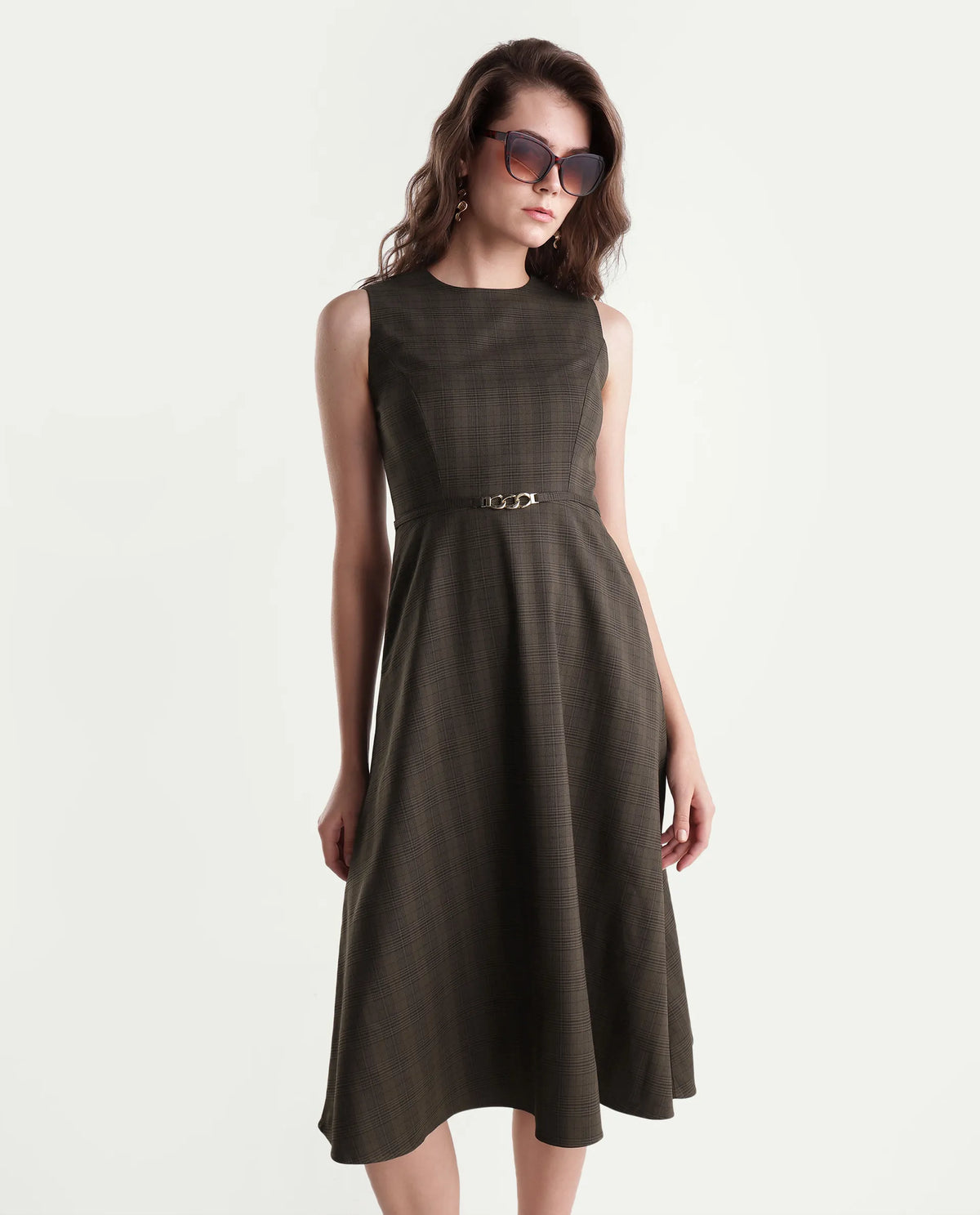 Rareism Women's Quseno Brown Polyester Blend Crew Neck Fit And Flare Checked Dress
