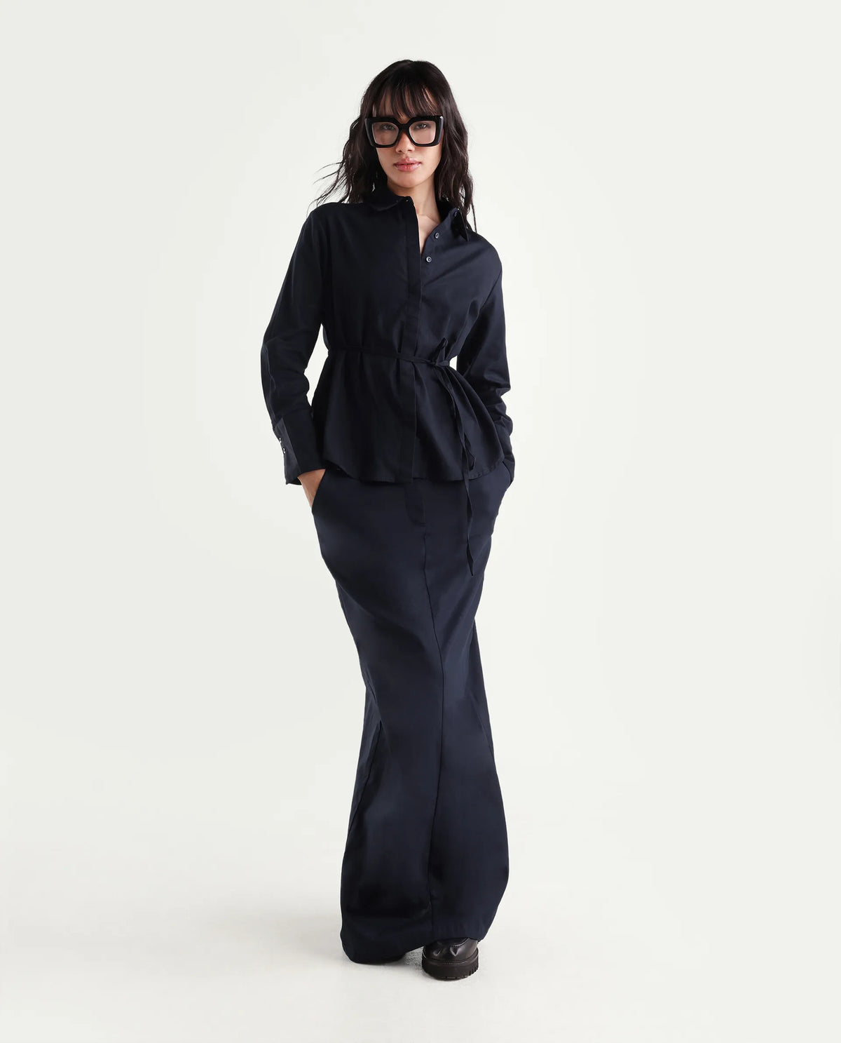 Rareism Women Onwop-T Primary Navy Cotton Spread Collar Plain Fitted Shirt