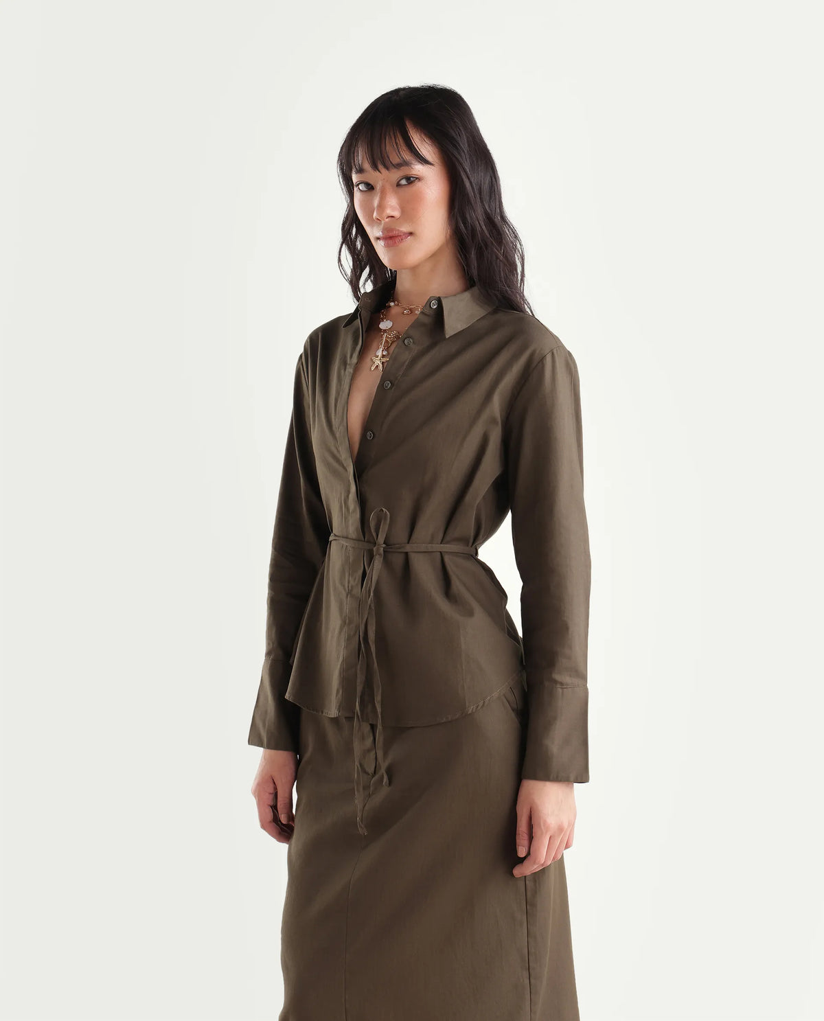 Rareism Women Onwop-T Primary Olive Cotton Spread Collar Plain Fitted Shirt