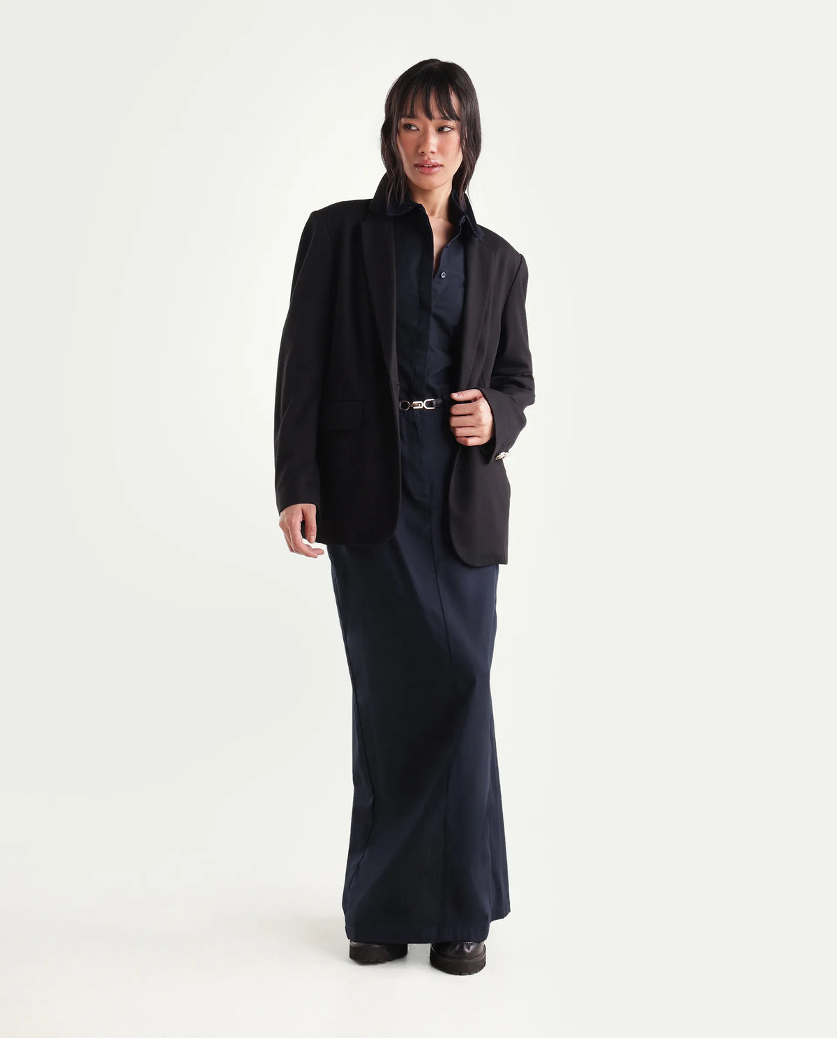 Rareism Women Onwop-B Primary Navy Cotton Plain Straight Skirt