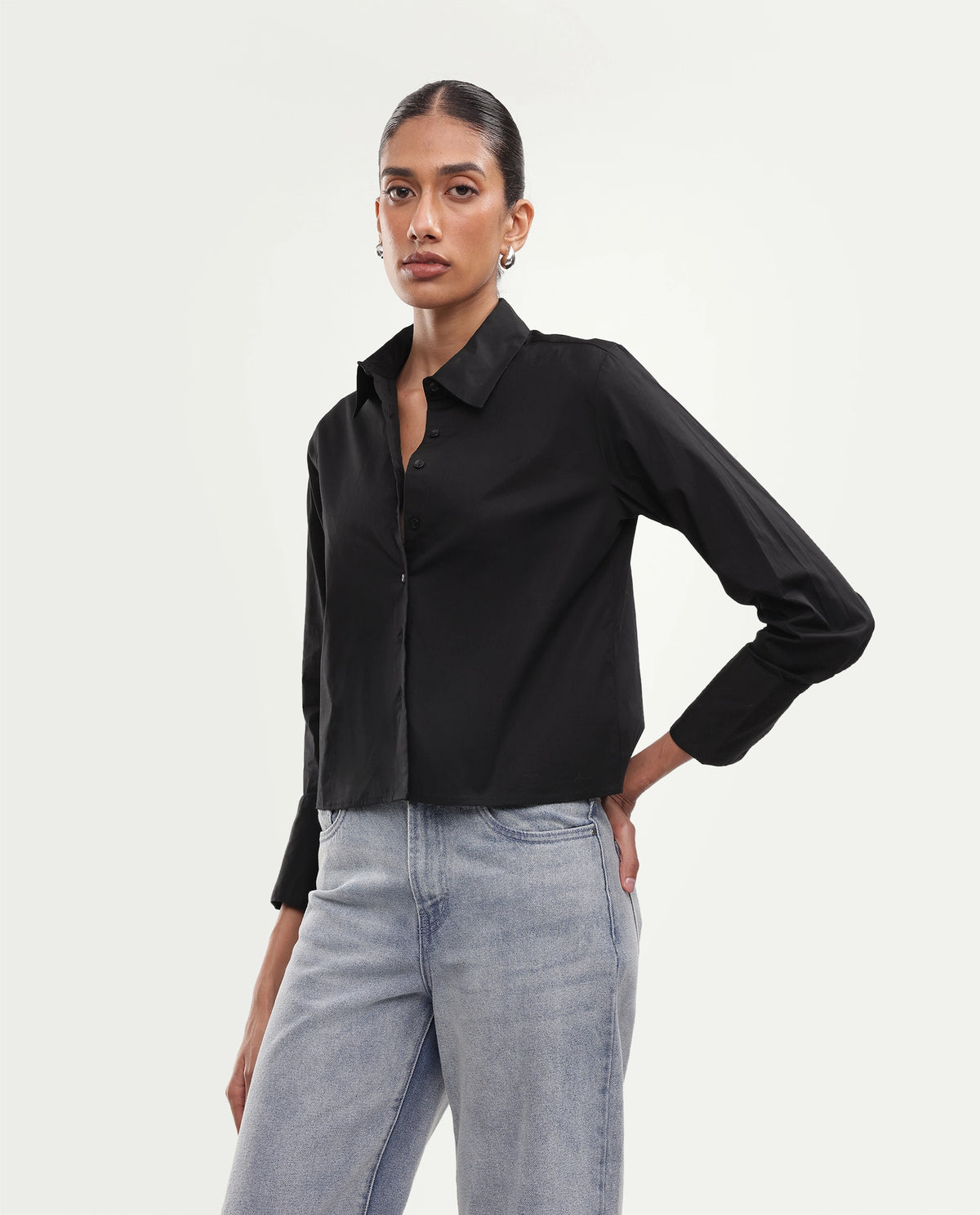 Rareism Women Onwrop Primary Black Cotton Blend Spread Collar Plain Regular Shirt