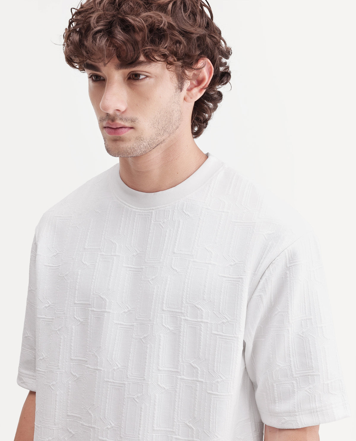 Rare Rabbit Mens Corin White Cotton Blend Crew Neck Regular Textured T-Shirt