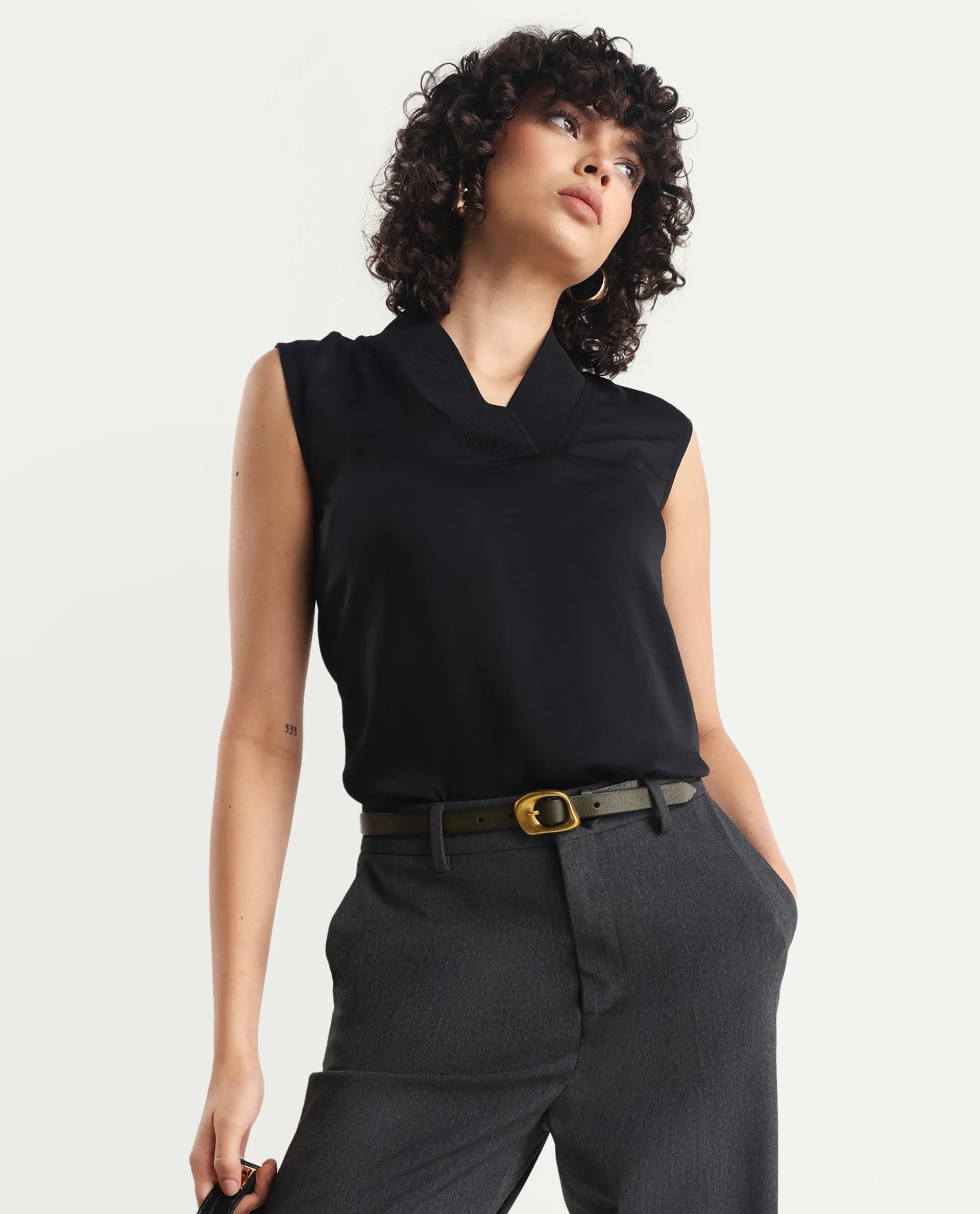 Rareism Women's Siyar Black Satin V-Neck Plain Sleeveless Regular Fit Top