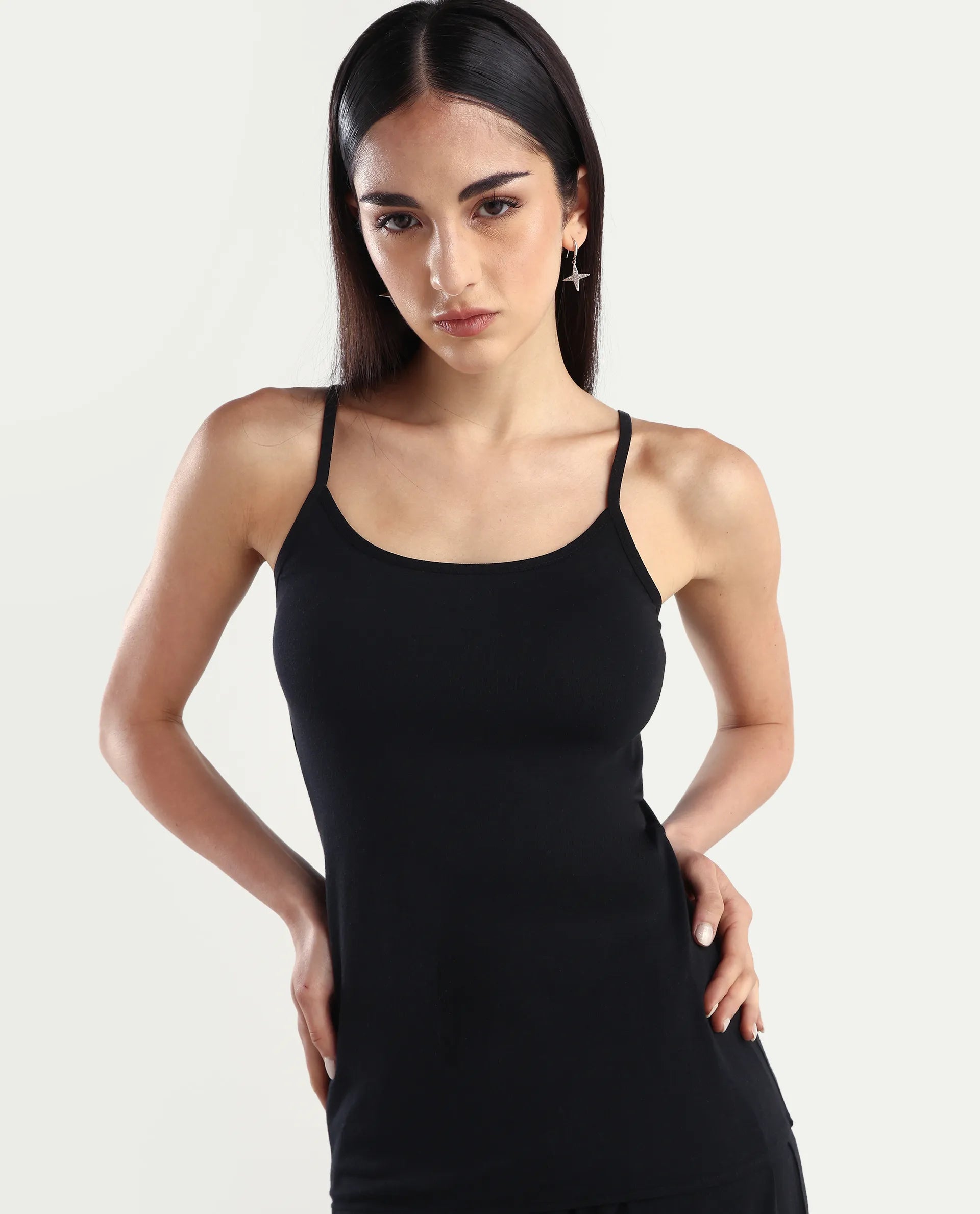 Rareism Women's Slipon Black Shoulder Strap Plain Shoulder Strap Regular Fit Inner Wear