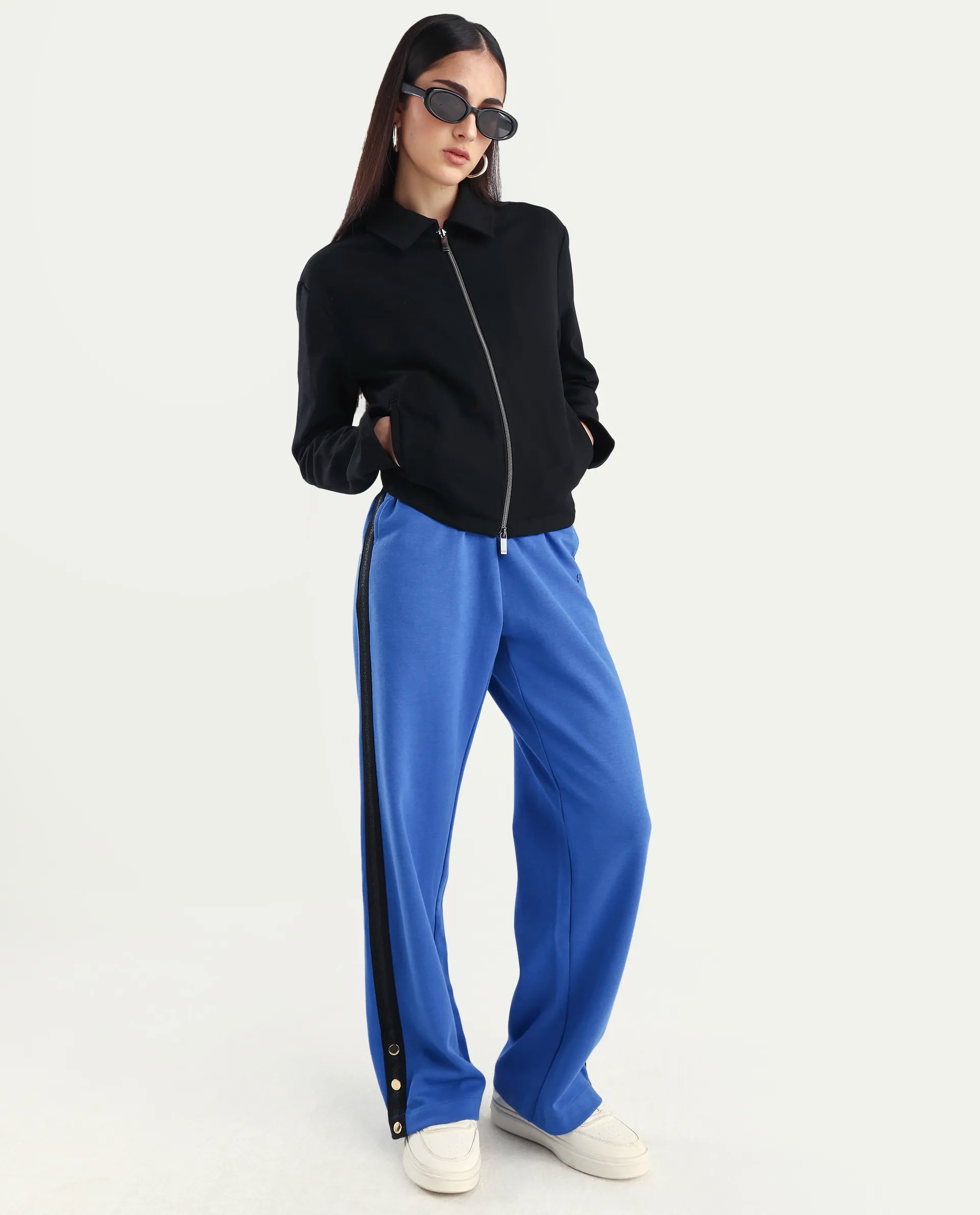 Rareism Women's Tappy Blue Cotton Blend Plain Ankle Length Regular Fit Track Pant