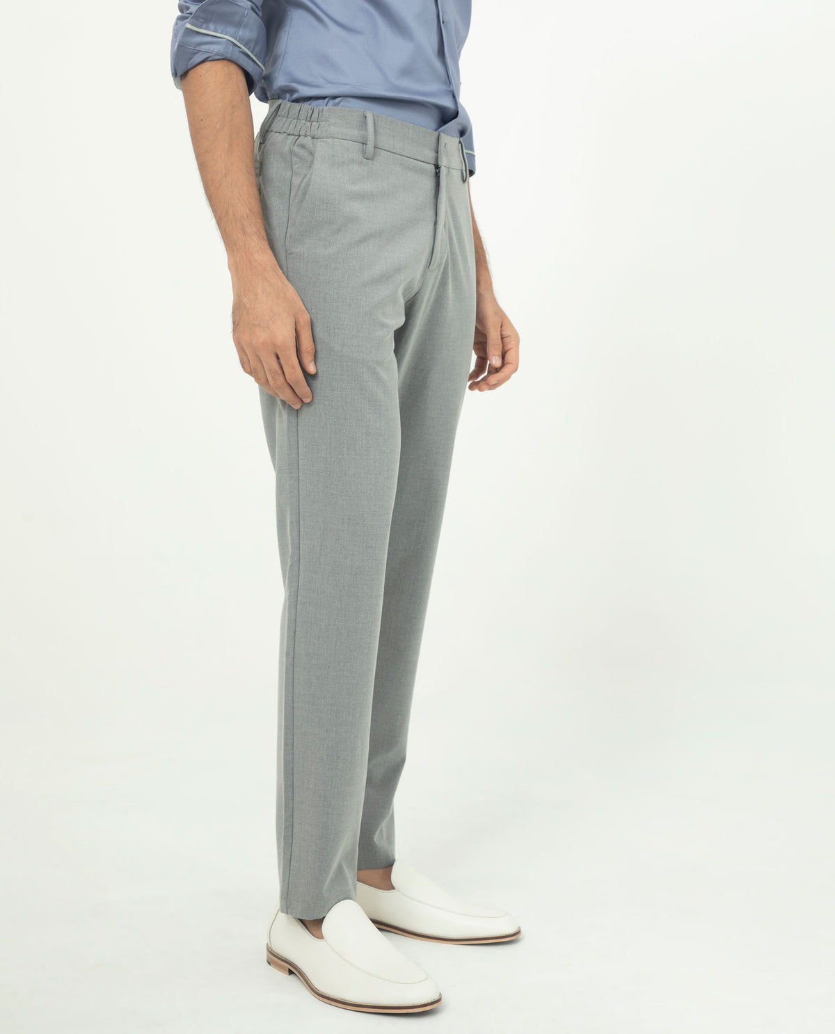 Rare Rabbit Men's Travellers Dusky Grey Solid Mid-Rise Regular Fit Trouser