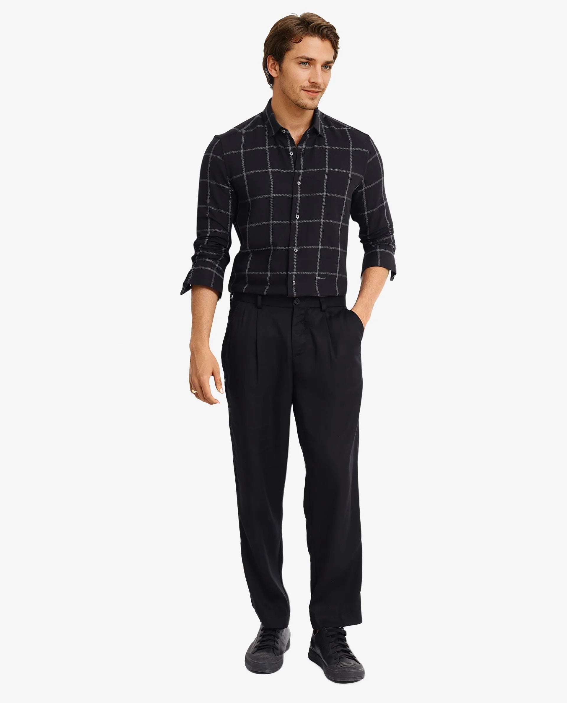 Rare Rabbit Men Tuffah Black Cotton Fabric Full Sleeve Regular Fit Twill Checks Shirt