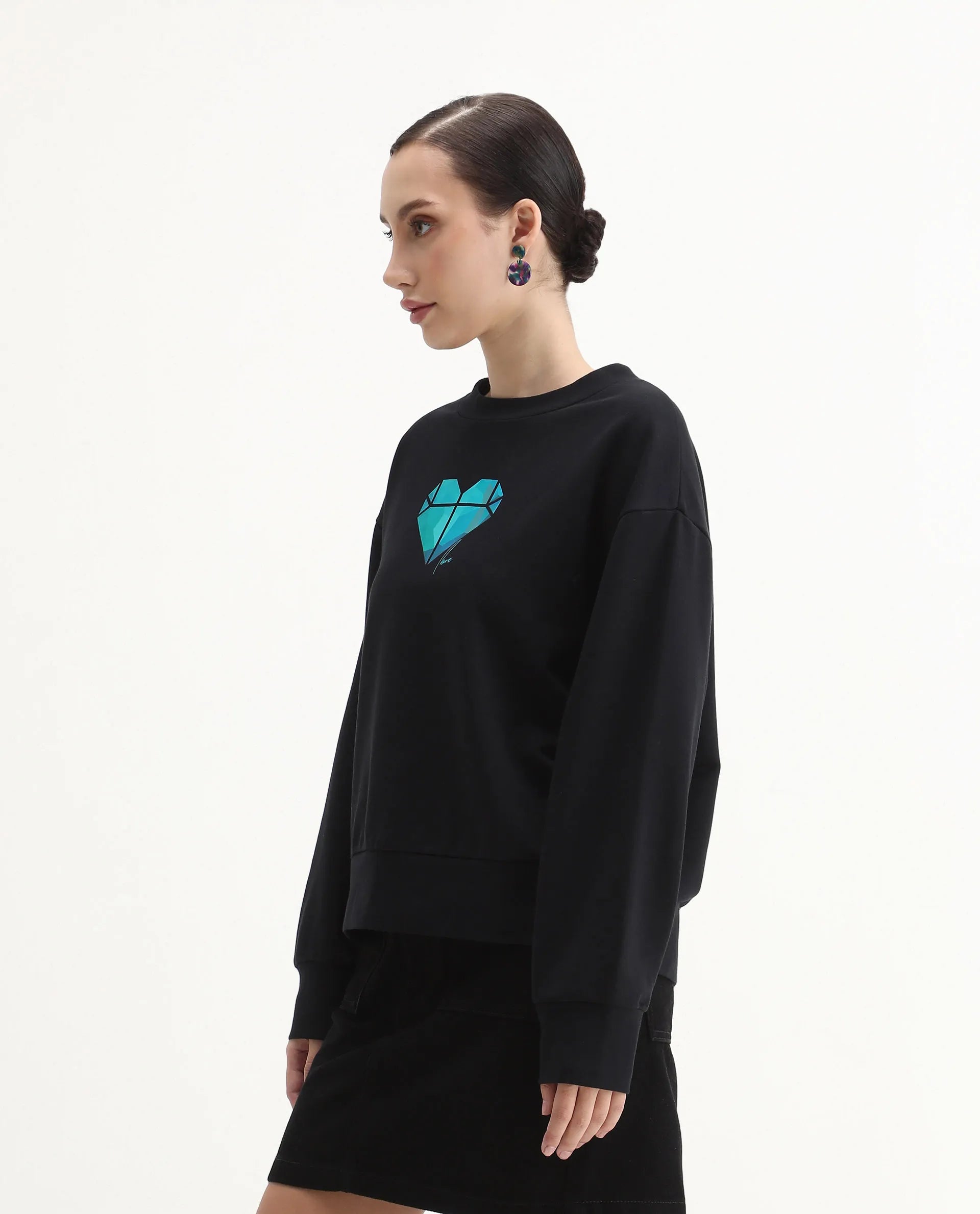 Rareism Women's Vaq Black Cotton Blend Fabric Crew Neck Relaxed Fit Graphic Print Sweatshirt