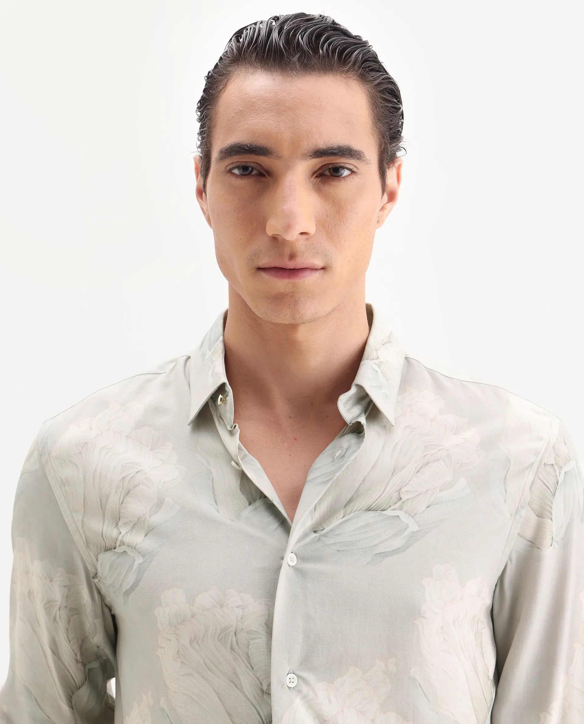 Rare Rabbit Men's Wexel Pastel Green Viscose Fabric Collared Neck Regular Fit Floral Print Shirt