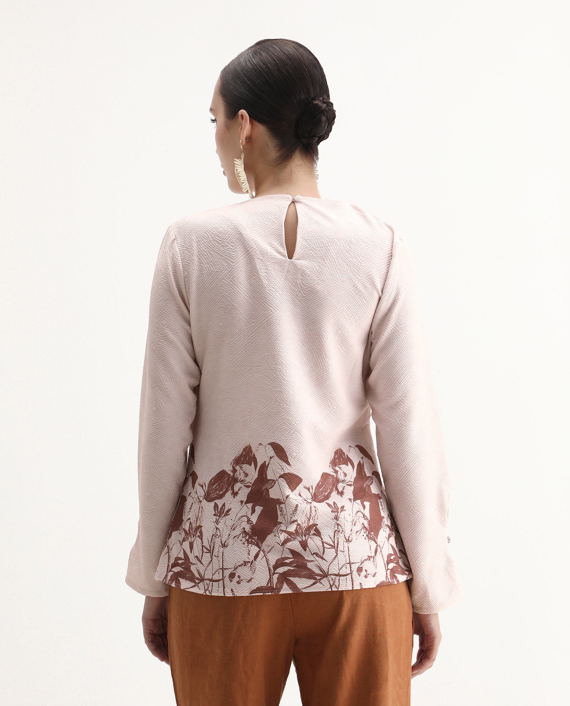 Rareism Women's Whas Beige Cotton Blend V-Neck Geometric Print Regular Fit Top