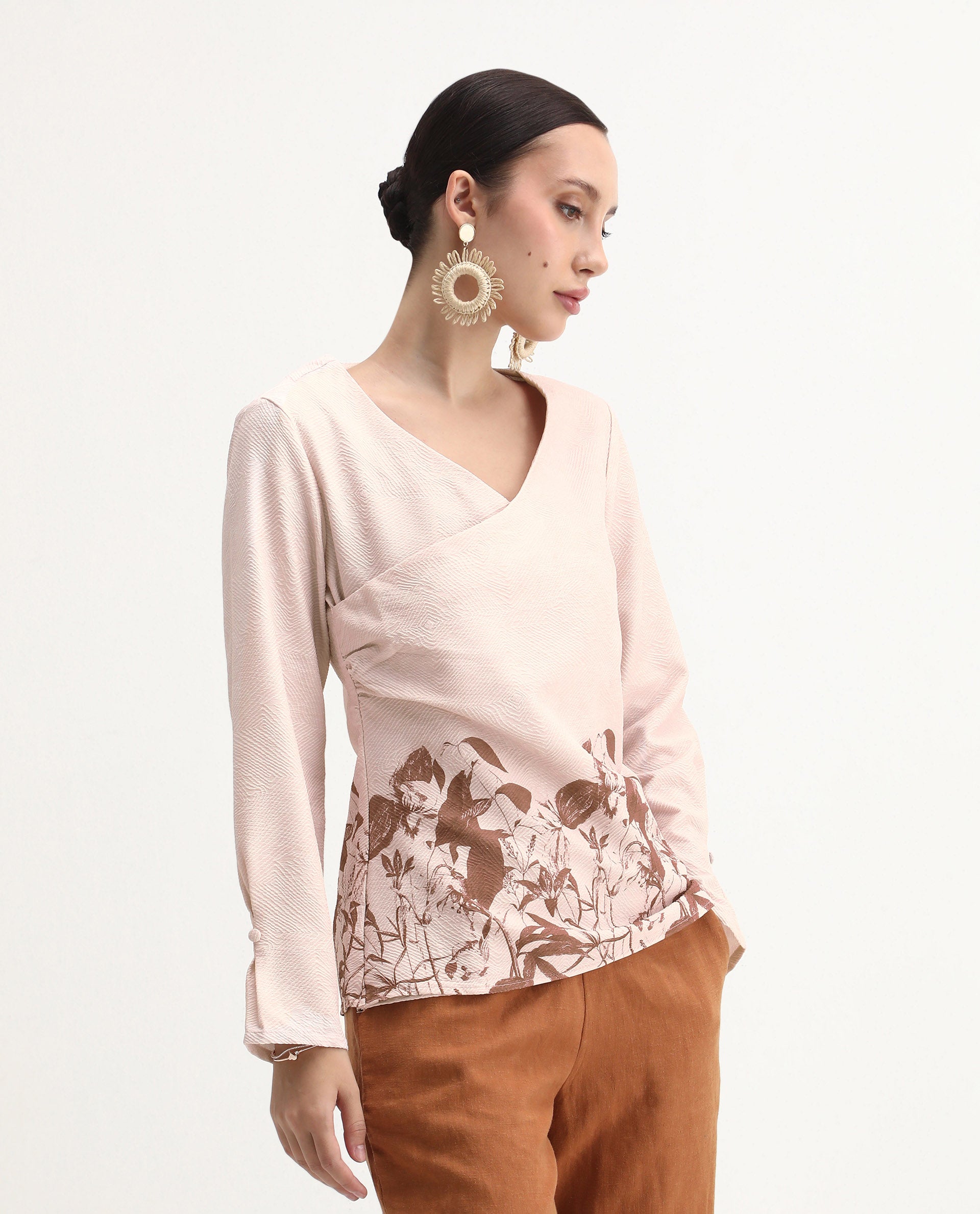 Rareism Women's Whas Beige Cotton Blend V-Neck Geometric Print Regular Fit Top