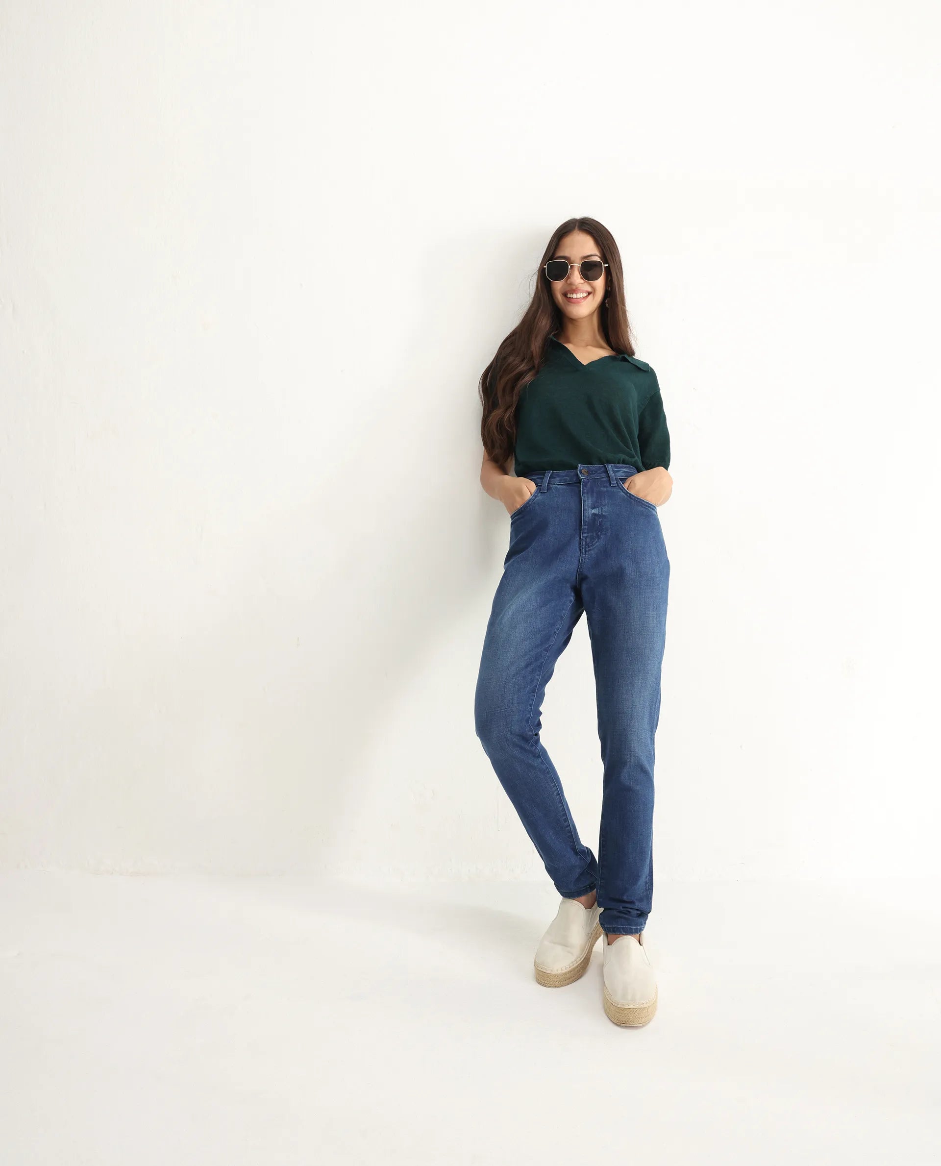 Rareism Women's Zaisho Blue Cotton Blend Plain Ankle Length Sleek Skinny Fit Jeans