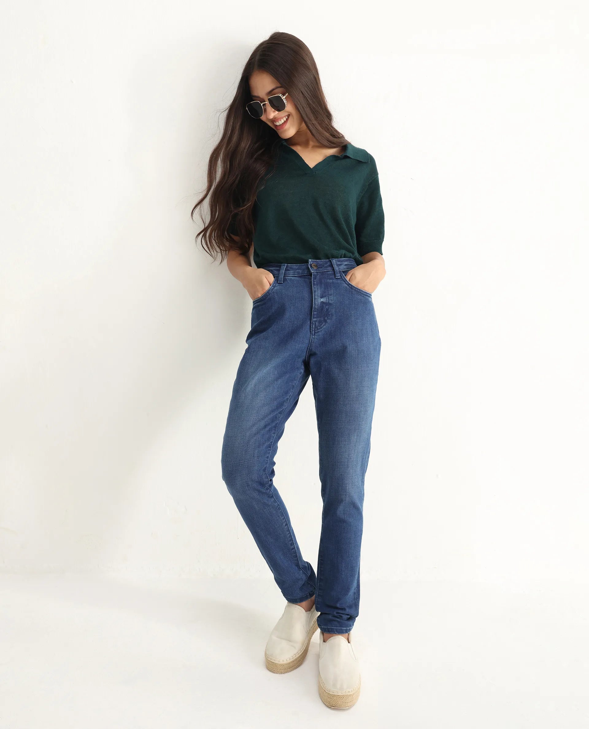 Rareism Women's Zaisho Blue Cotton Blend Plain Ankle Length Sleek Skinny Fit Jeans