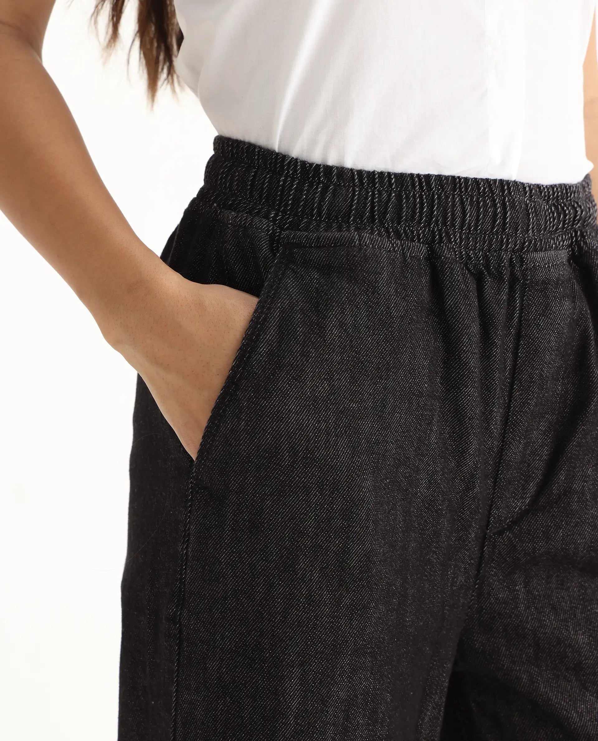 Rareism Women's Zalina Black Cotton Blend Plain Ankle Length Lounge Jeans