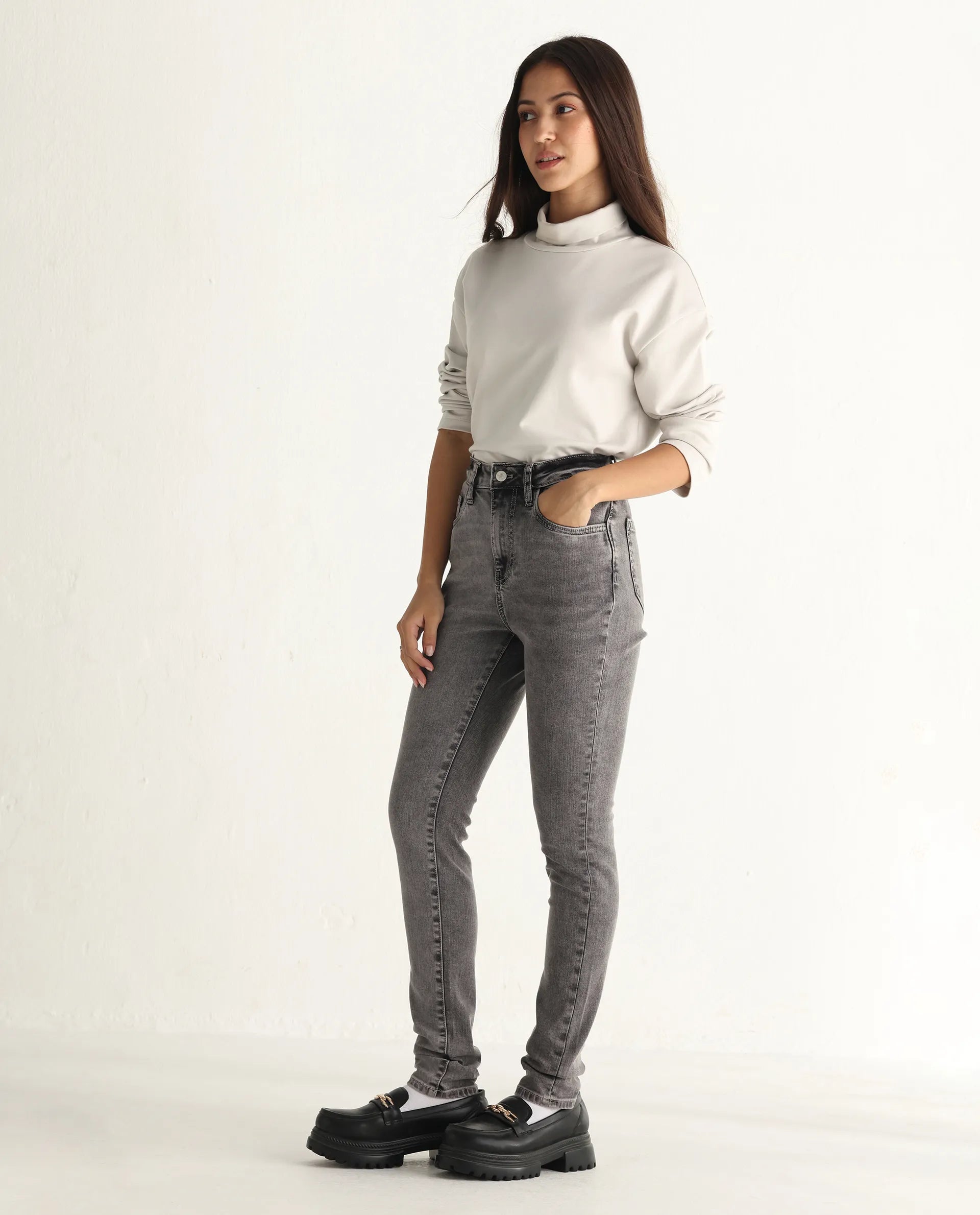 Rareism Women's Zingal Grey Cotton Plain Ankle Length Sleek Skinny Fit Jeans