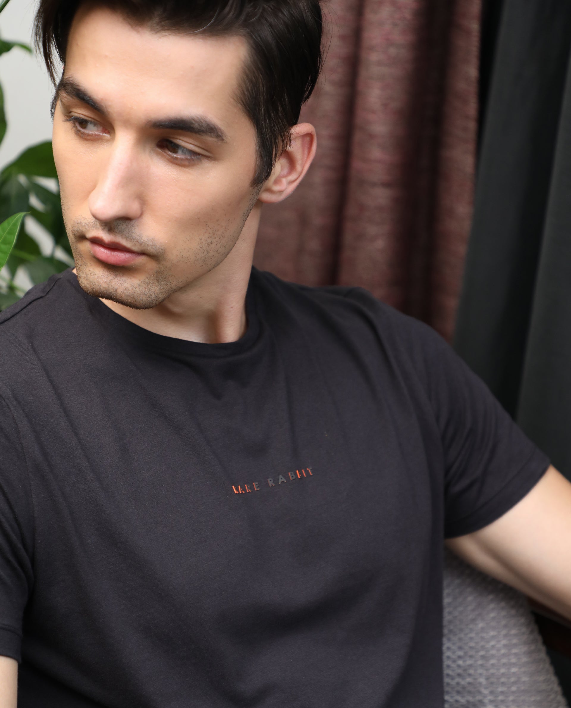 smart black t shirt mens