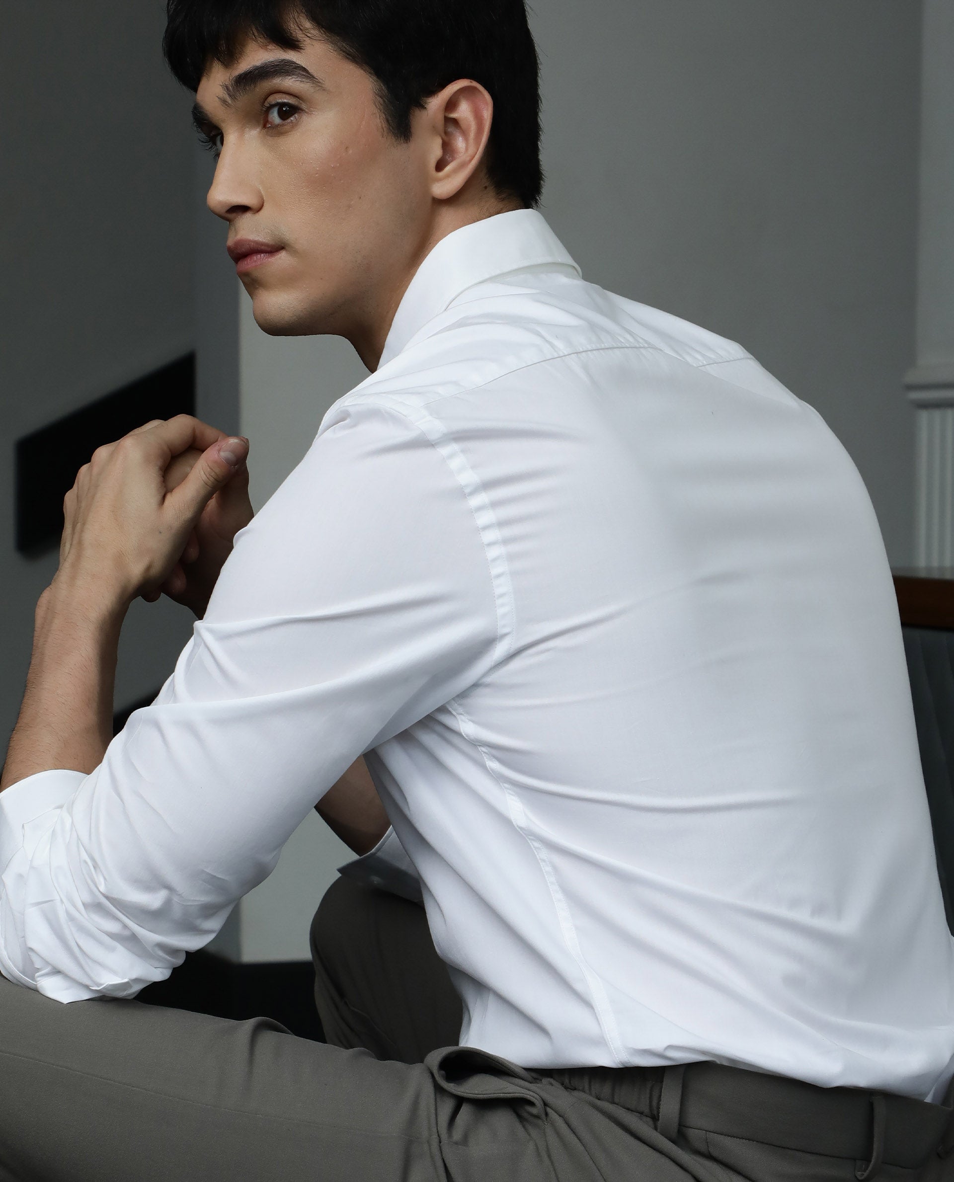 RARE RABBIT MEN'S NEUTRONS WHITE SHIRT COTTON POLYESTER FABRIC COLLARED NECK FULL SLEEVES BUTTON CLOSURE SLIM FIT