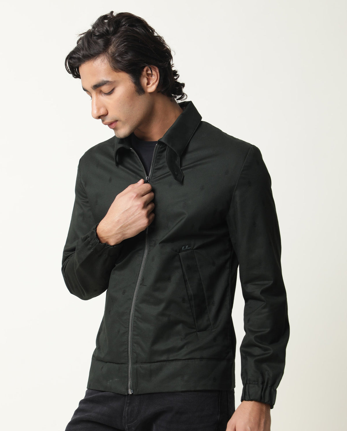 RARE RABBIT MEN'S MAZZER GREEN JACKET COTTON FABRIC COLLARED NECK FULL SLEEVES ZIPPER CLOSURE SLIM FIT