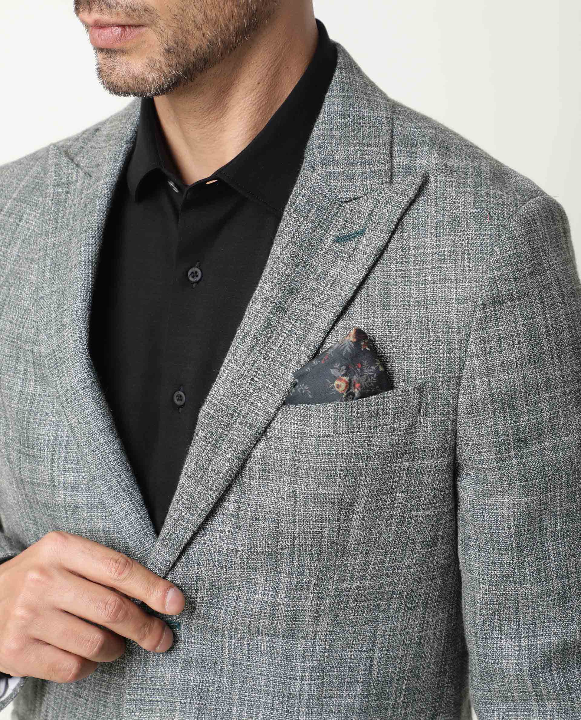 Rare Rabbit Men's Drews Green Polyester Viscose Fabric Peak Lapel Single Breasted Tailored Fit Textured Blazer