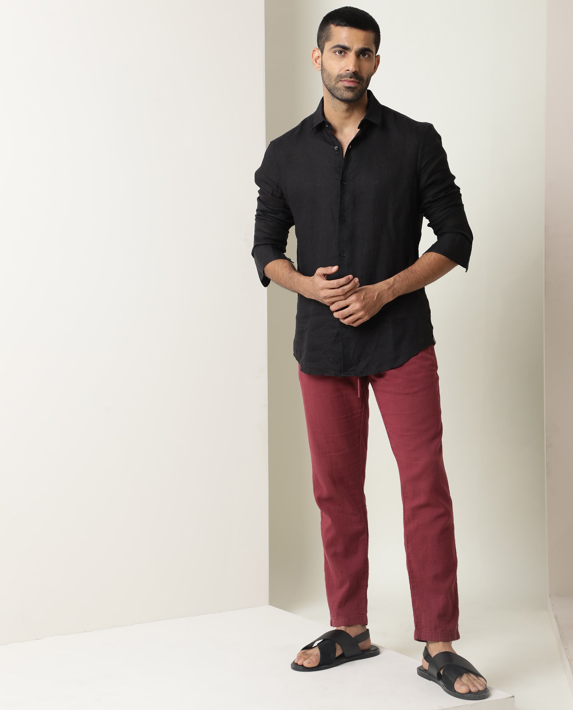 Would a red shirt look good with red pants? - Quora