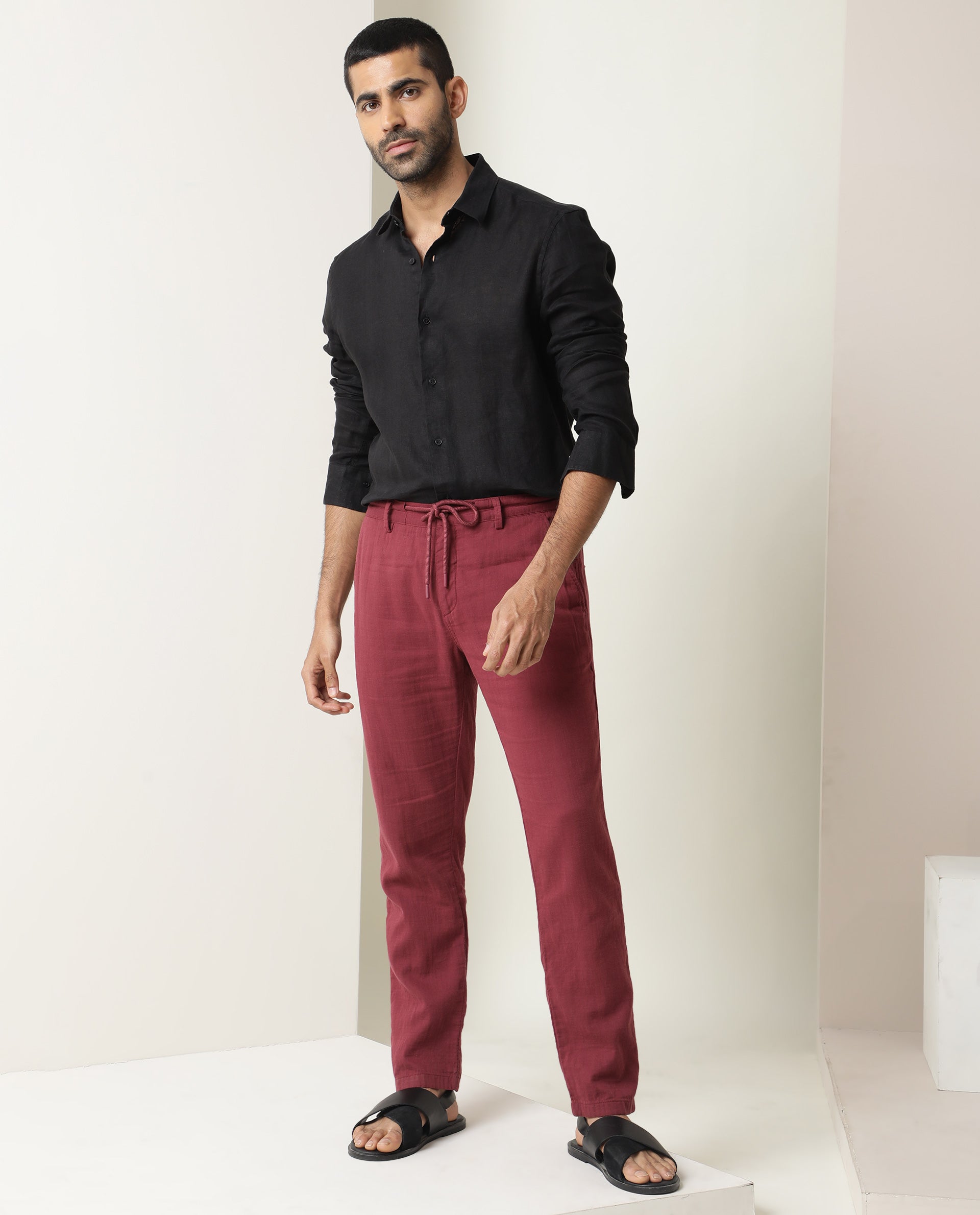 Maroon trousers & brown | Burgundy pants men, Mens fashion summer, Burgundy  pants outfit