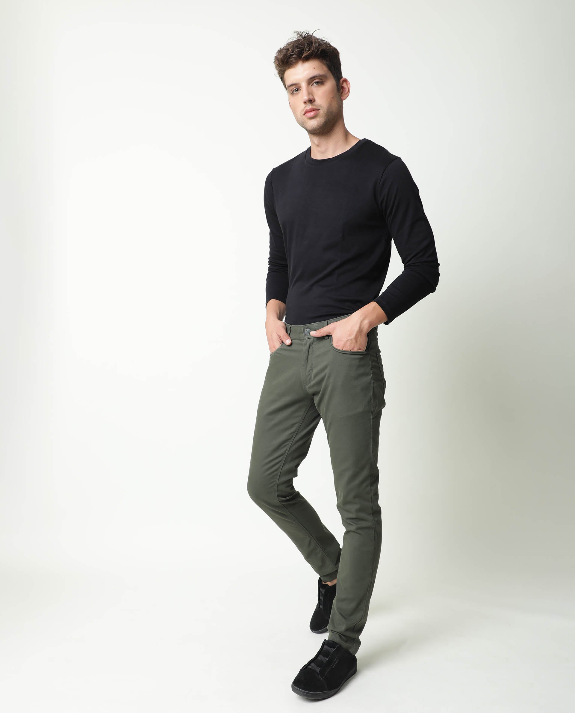 Rare Rabbit Men's Spoke Green Solid Mid-Rise Regular Fit Trouser