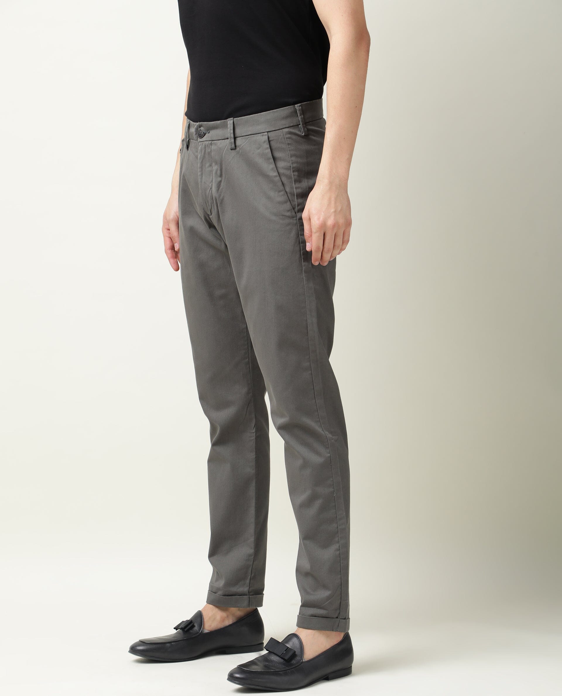 Rare Rabbit Men's Aps Green Solid Mid-Rise Regular Fit Stretch Trouser