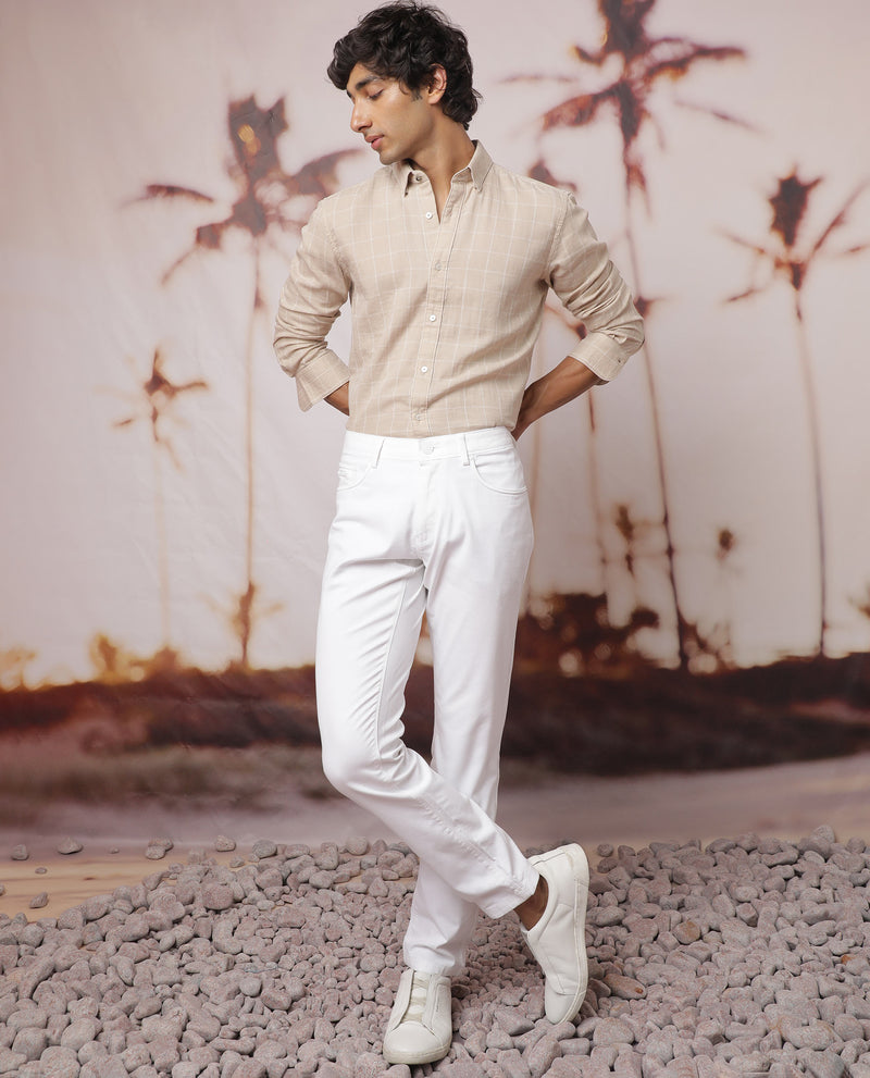 What to wear with beige or camel trousers?