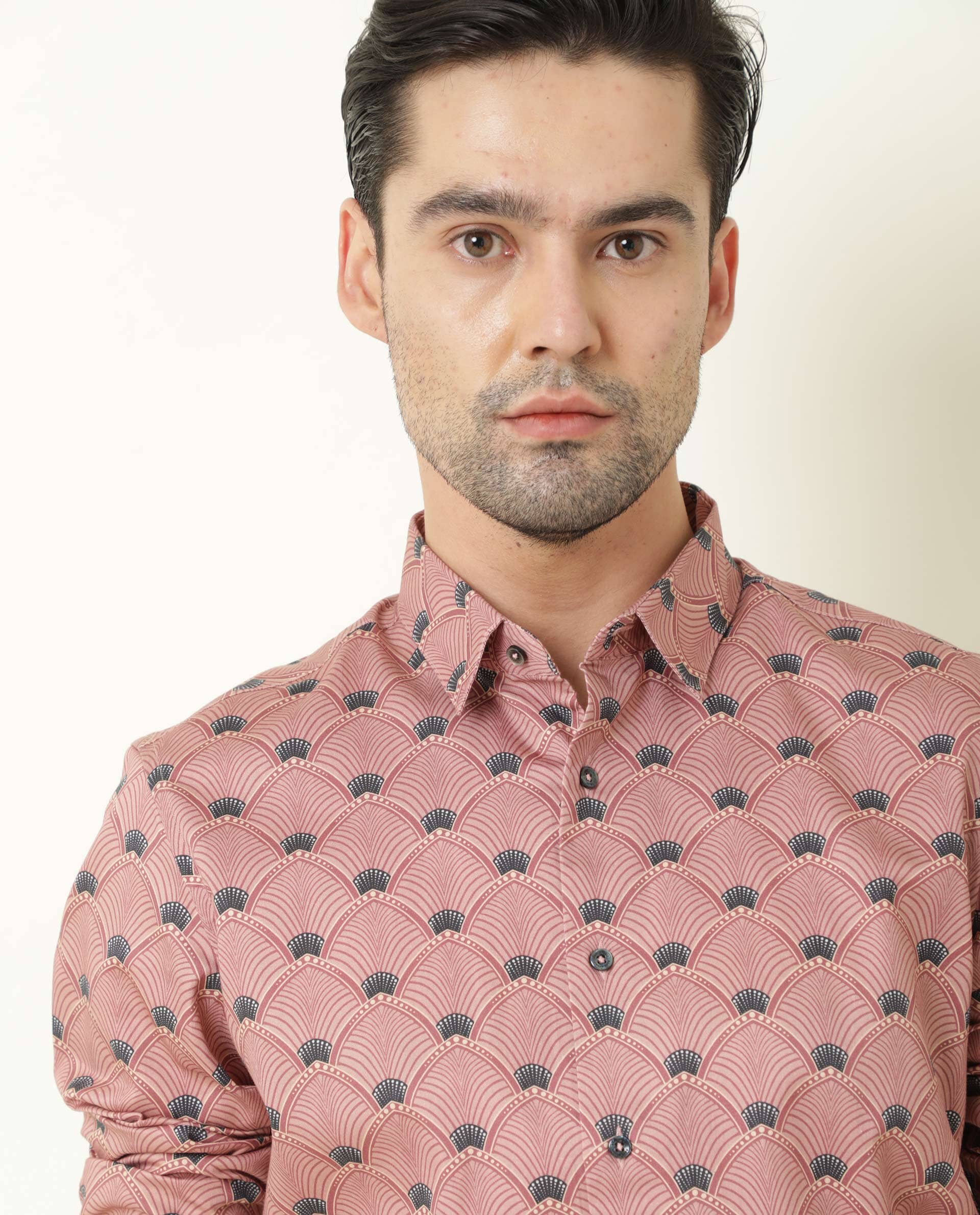 Rare Rabbit Men's Bowy Pink Cotton Fabric Geometric Print Full Sleeves Shirt