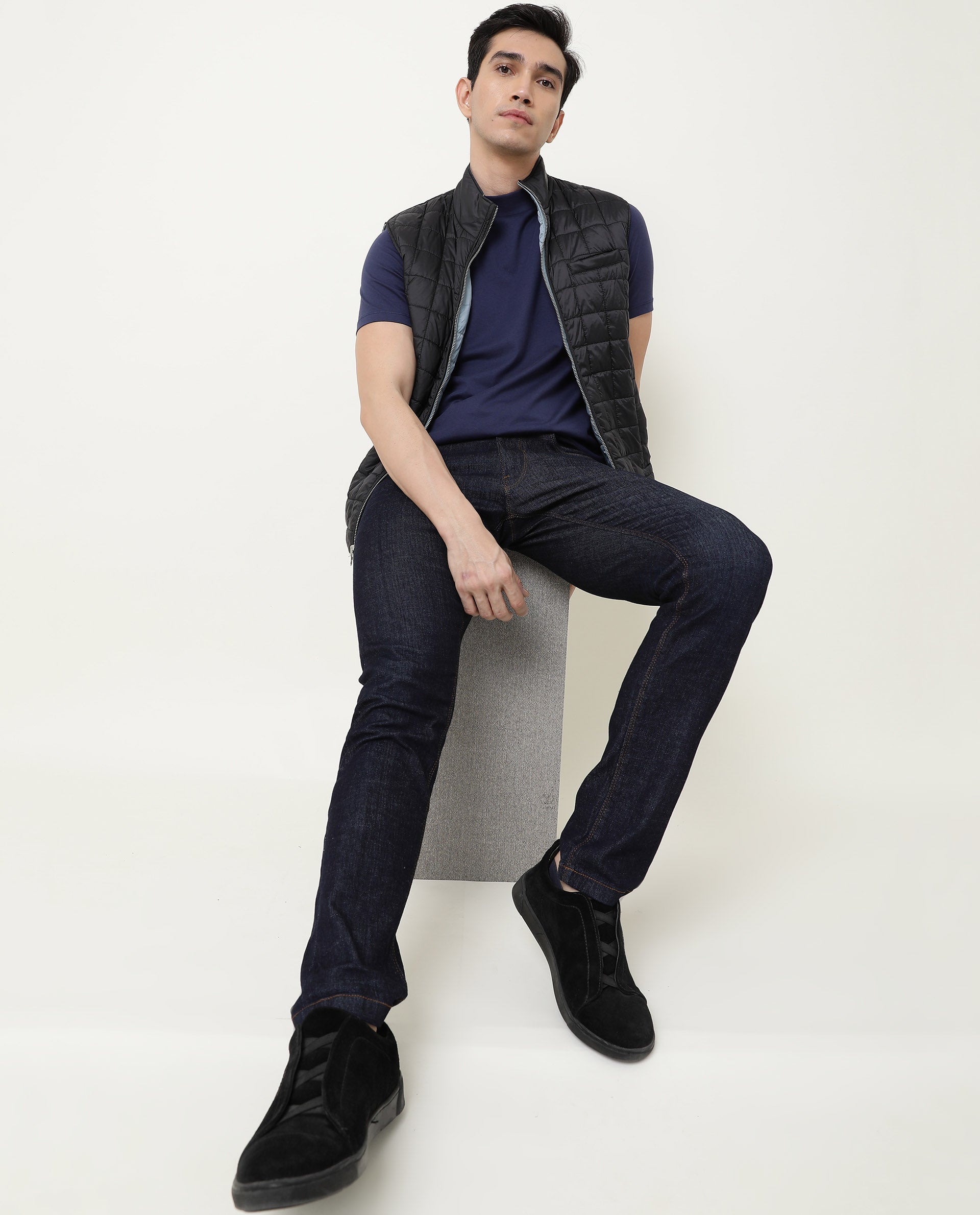 Rare Rabbit Bit Primary Navy Solid Crew Neck Half Sleeves Slim Fit T-Shirt