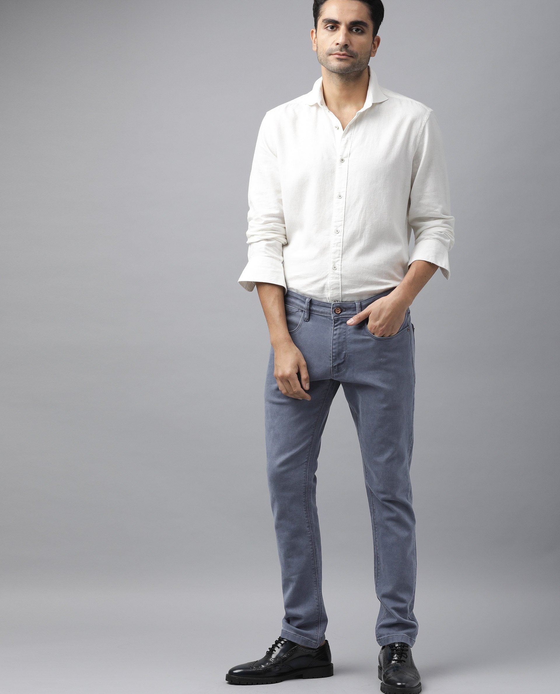 Rare Rabbit Men's Luna Pastel Purple Garment Dyed Mid-Rise Jeans