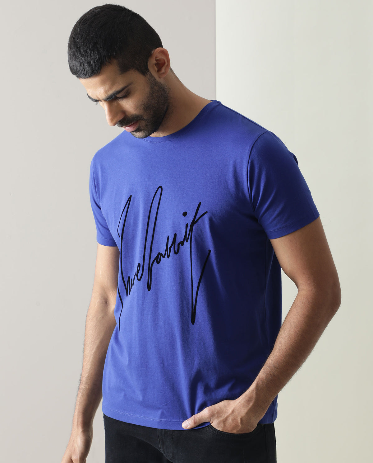 Rare Rabbit Men's Skein Blue Cotton Lycra Fabric Crew Neck Half Sleeves Flock Print Branding T-Shirt