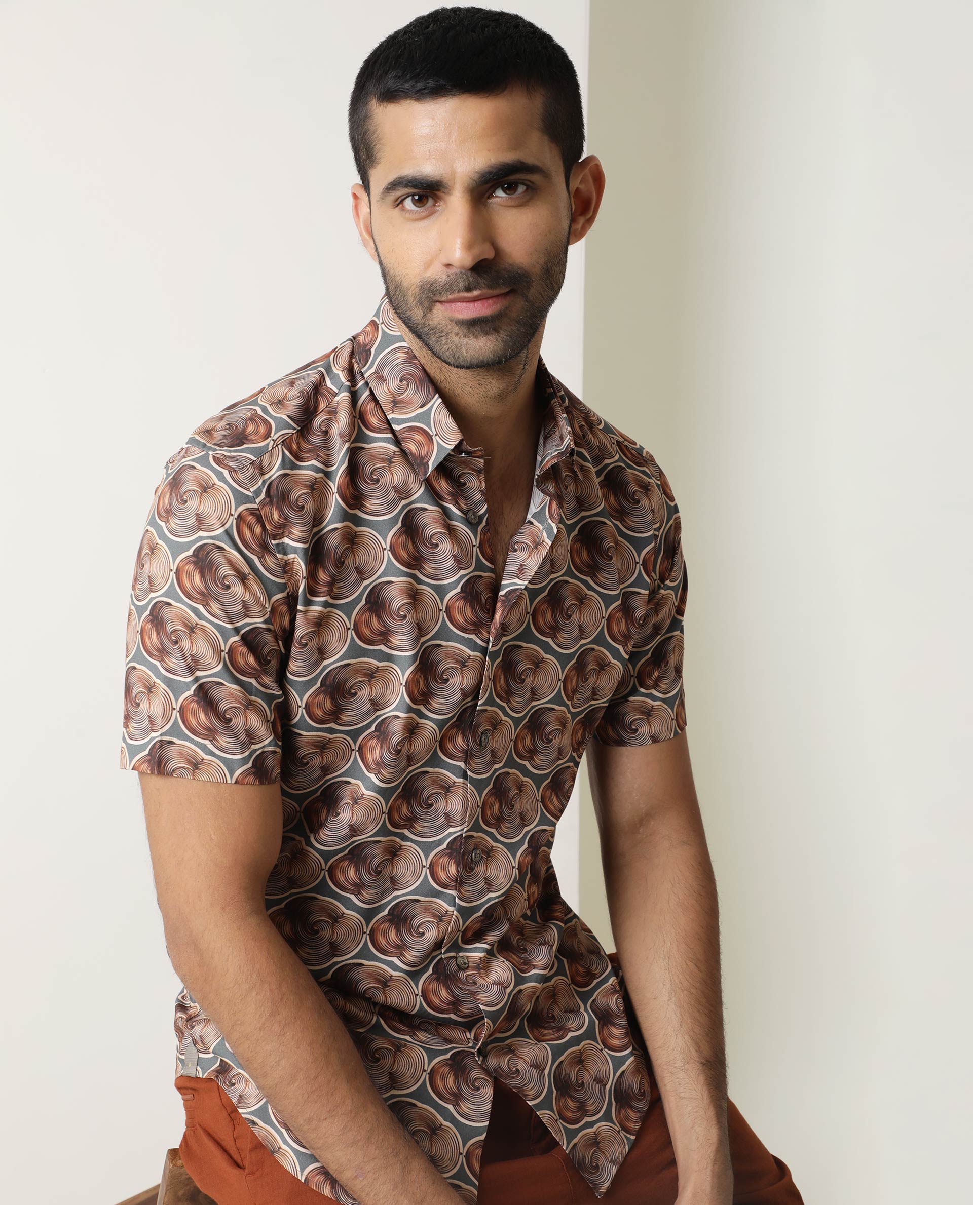 Rare Rabbit Men's Tymon Ss Grey Viscose Fabric Abstract Print Half Sleeves Shirt