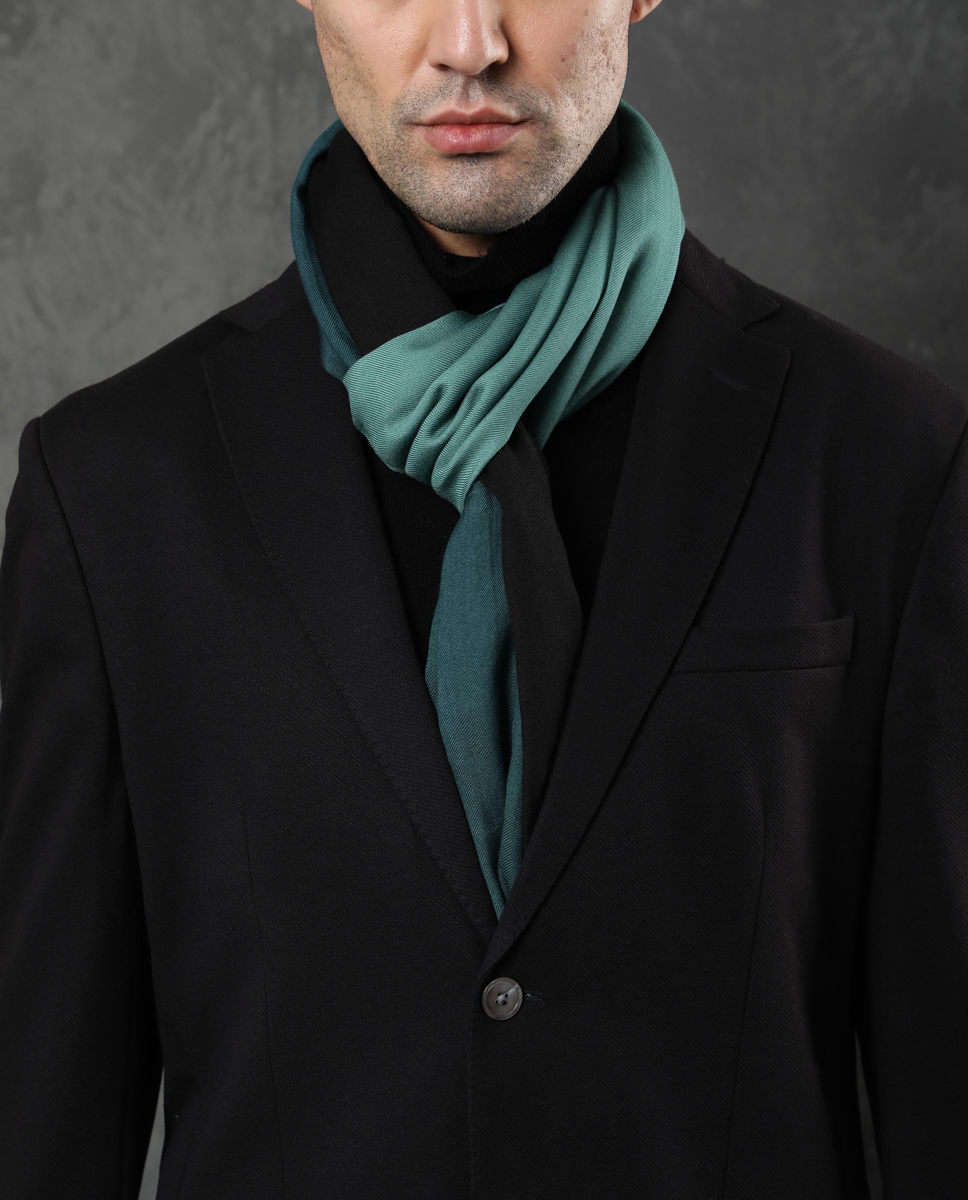 Deep Red Scarf – Uncommon Man