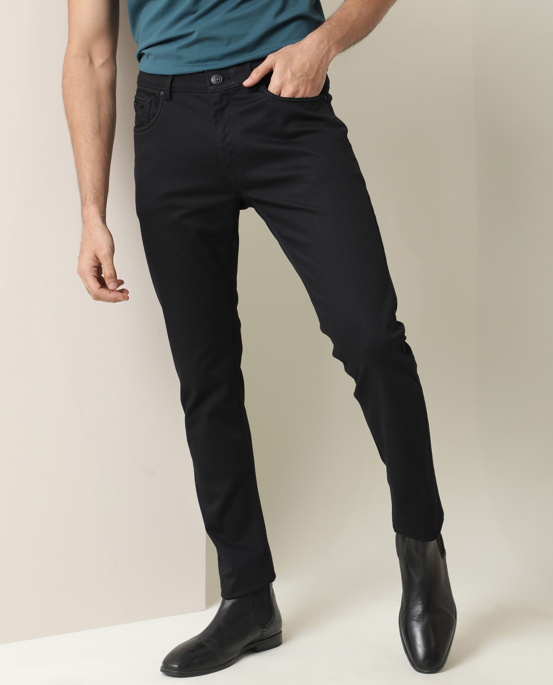 Buy Men Black Solid Jogger Fit Casual Trousers Online  703329  Peter  England