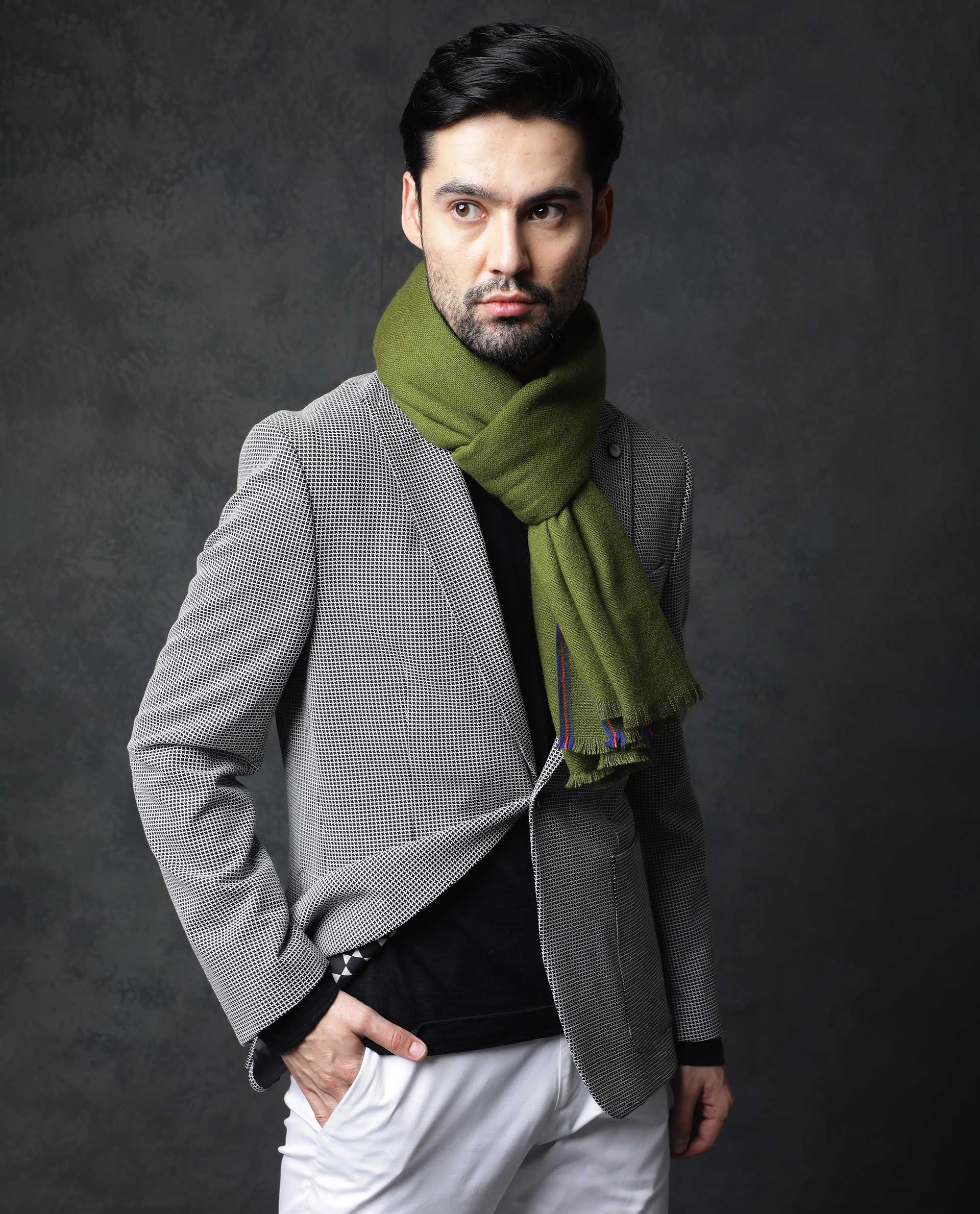 RARE RABBIT MEN'S STREAK OLIVE SCARF SOLID