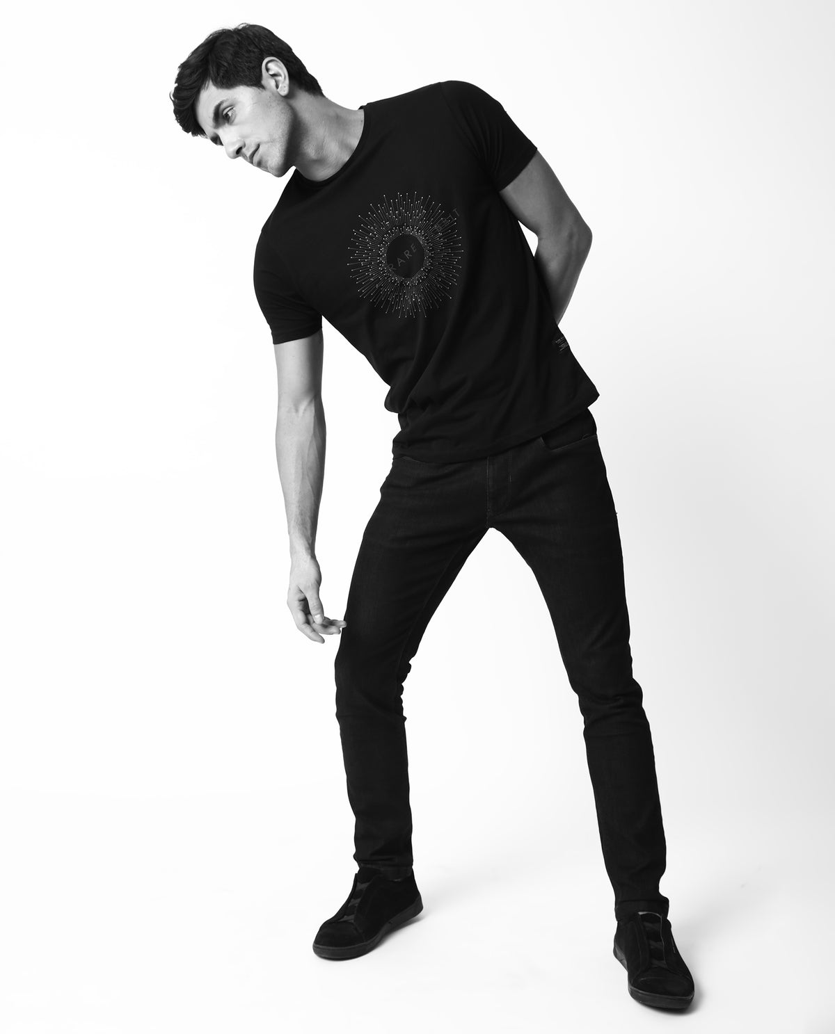RARE RABBIT MENS KRIS BLACK T-SHIRT COTTON FABRIC SLIM FIT CREW NECK SHORT SLEEVE GRAPHIC PRINT