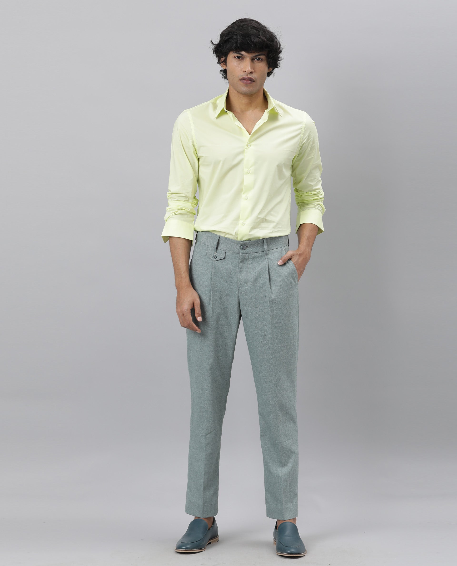 Rare Rabbit Men's Neutro Ls Green Polycotton Fabric Full Sleeves Solid Shirt